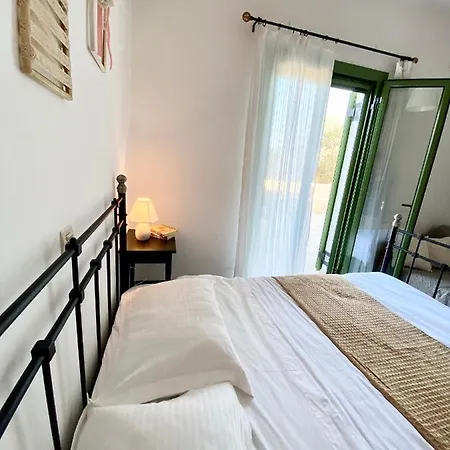 Family D 3 Bedroom House With Bbq&Patio In Huge Estate!