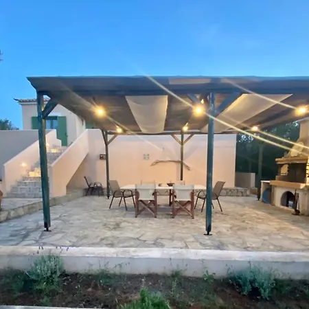 Family D 3 Bedroom House With Bbq&Patio In Huge Estate! * Porto Heli