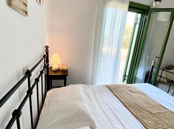 Family D 3 Bedroom House With Bbq&Patio In Huge Estate!
