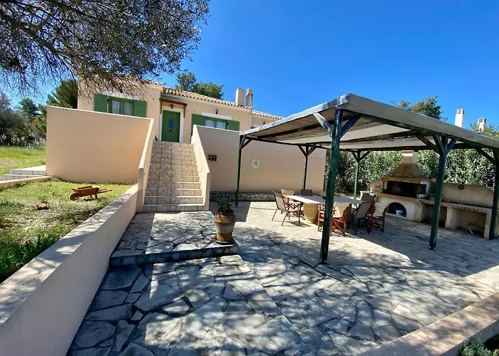 Villa Family D 3 Bedroom House With Bbq&Patio In Huge Estate! Porto Heli