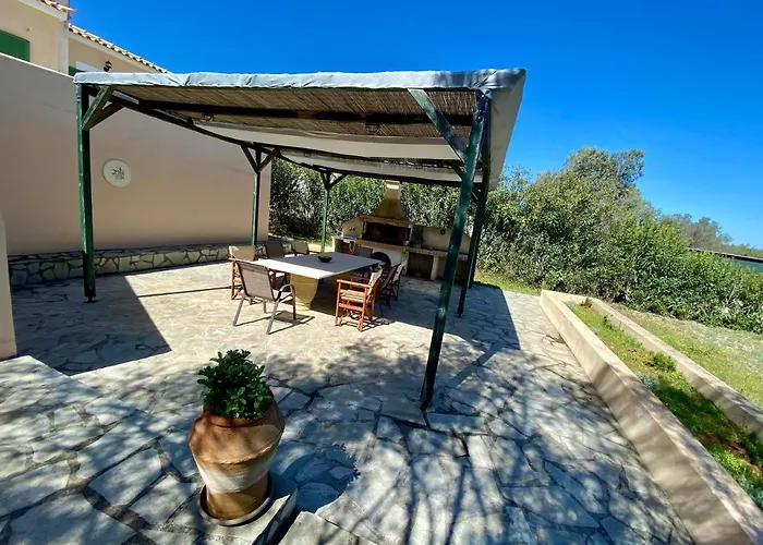 Family D 3 Bedroom House With Bbq&Patio In Huge Estate! Villa Porto Heli